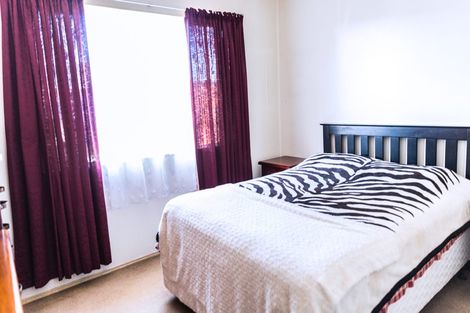 Photo of property in 2/118 Saint George Street, Papatoetoe, Auckland, 2025