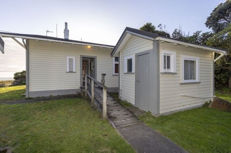 Photo of property in 82 The Parade, Paekakariki, 5034
