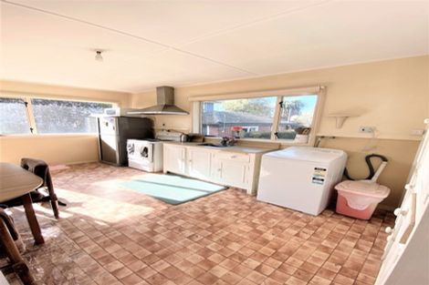 Photo of property in 220 Greers Road, Bryndwr, Christchurch, 8053