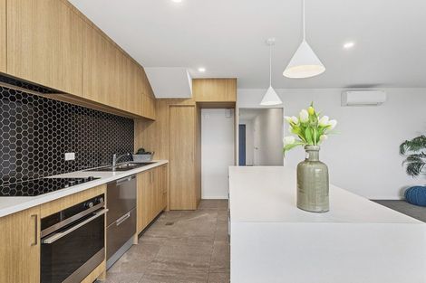 Photo of property in 28 Holystone Road, Whitby, Porirua, 5024