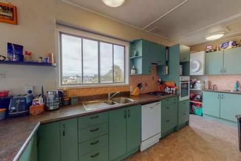 Photo of property in 12 Thornton Street, Putaruru, 3411