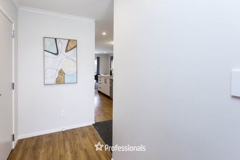 Photo of property in 11 Te Kaeaea Crescent, Wallaceville, Upper Hutt, 5018