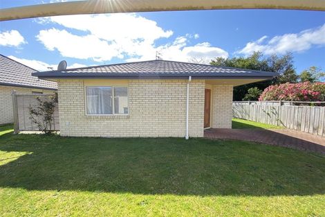 Photo of property in 3/66 Kawaha Point Road, Kawaha Point, Rotorua, 3010