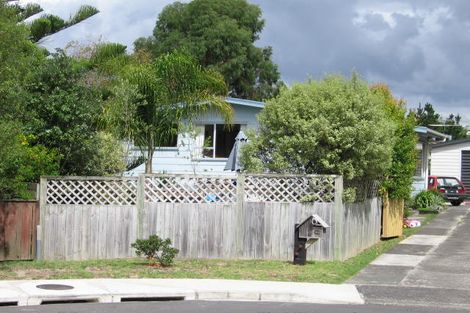 Photo of property in 32 Freya Place, Torbay, Auckland, 0630