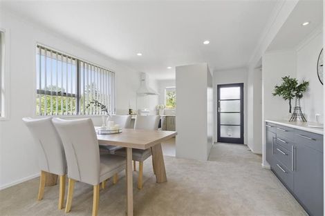 Photo of property in 83 Advene Road, Cockle Bay, Auckland, 2014