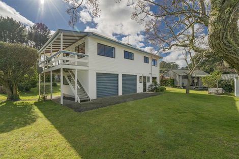 Photo of property in 99 Oyster Drive, Cooks Beach, Whitianga, 3591