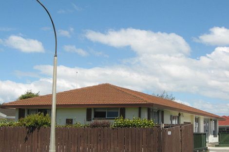 Photo of property in 2/15 Chipping Lane, Redwood, Christchurch, 8051