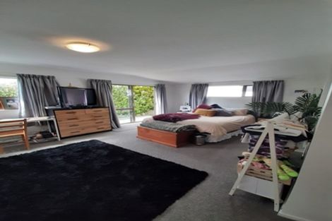 Photo of property in 21 Gledstane Road, Stanmore Bay, Whangaparaoa, 0932