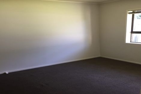 Photo of property in 1/6 Walter Strevens Drive, Conifer Grove, Takanini, 2112