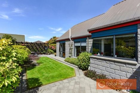 Photo of property in 12 Arkwright Place, Halswell, Christchurch, 8025