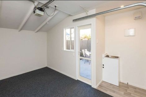 Photo of property in 76 Barbour Street, Waltham, Christchurch, 8011