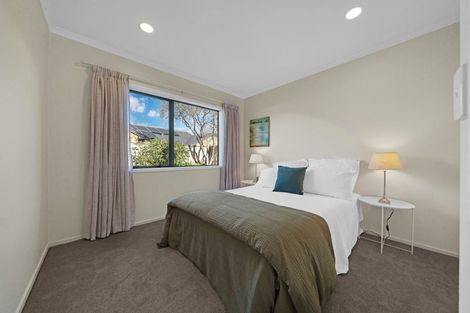 Photo of property in 3 Russett Grove, Henderson, Auckland, 0612