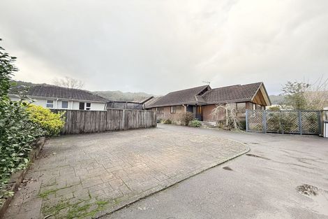 Photo of property in 2/362 Stokes Valley Road, Stokes Valley, Lower Hutt, 5019