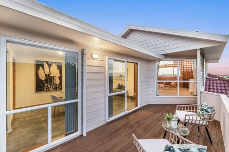 Photo of property in 231 Hobsonville Road, Hobsonville, Auckland, 0618