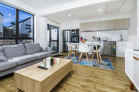 Photo of property in 122c Lancaster Road, Beach Haven, Auckland, 0626