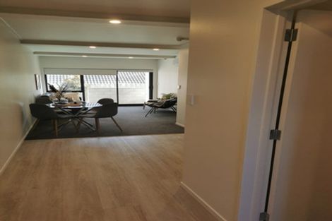 Photo of property in 206/9 East Street, Papakura, 2110