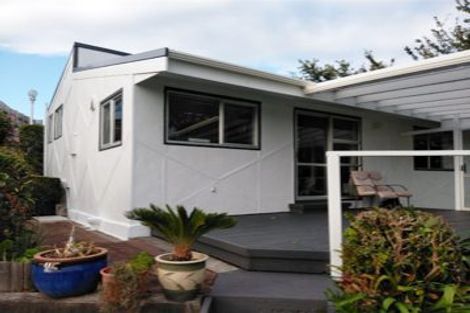 Photo of property in 24a Saint Ives Grove, Whalers Gate, New Plymouth, 4310