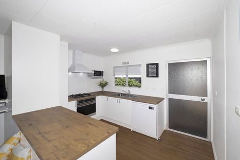 Photo of property in 7 Palm Parade, Riversdale Beach, Masterton, 5872