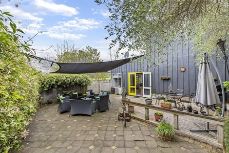 Photo of property in 6 Portland Street, Welcome Bay, Tauranga, 3112