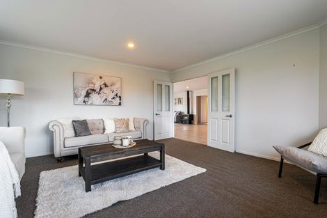 Photo of property in 20 Barbados Way, One Tree Point, 0118