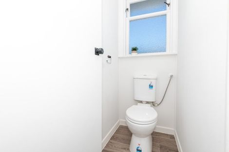 Photo of property in 37 Mana Avenue, Titahi Bay, Porirua, 5022