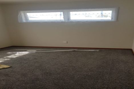 Photo of property in 28 Camellia Place, Mount Roskill, Auckland, 1041