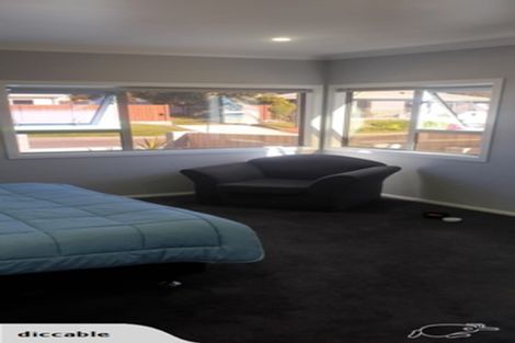 Photo of property in 3 Kamahi Street, Castlecliff, Whanganui, 4501