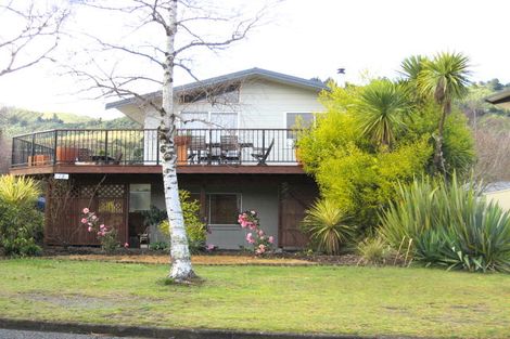 Photo of property in 13 Marina Terrace, Kinloch, Taupo, 3377