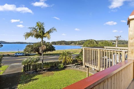 Photo of property in 2 Seaview Road, Paihia, 0200