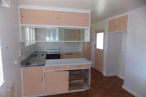 Photo of property in 3 Clifton Street, Bulls, 4818