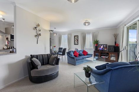 Photo of property in 45 Royal Park Drive, Parklands, Christchurch, 8083