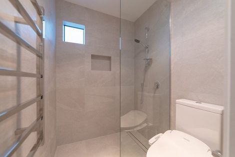 Photo of property in 22 Golden Terrace, Queenstown, 9300