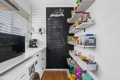 Photo of property in 1 Galway Grove, Greerton, Tauranga, 3112