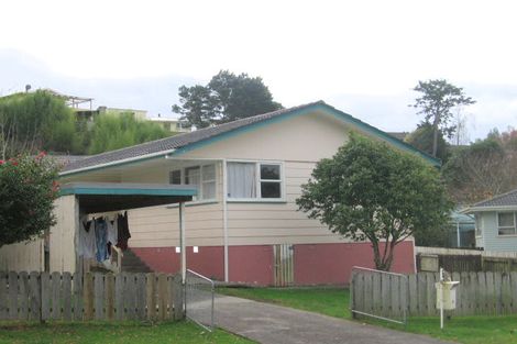 Photo of property in 21 Sunline Avenue, Massey, Auckland, 0614