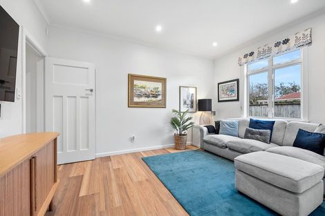 Photo of property in 27 Witako Street, Epuni, Lower Hutt, 5011