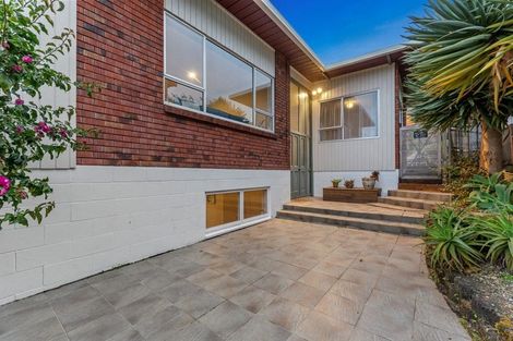 Photo of property in 94 Glencoe Road, Browns Bay, Auckland, 0630