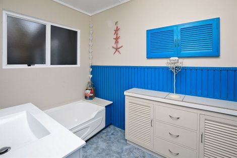 Photo of property in 104 Waikiekie Road, Thames, 3500