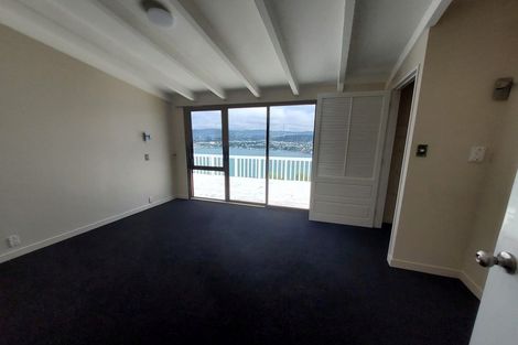 Photo of property in 27 Kaikoura Street, Maupuia, Wellington, 6022