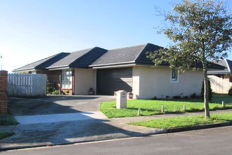 Photo of property in 14 Blowers Place, Flat Bush, Auckland, 2019