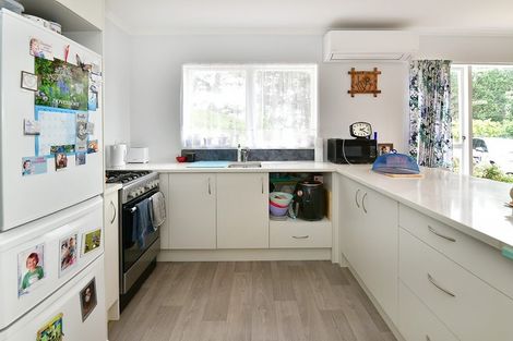 Photo of property in 687 Inland Road, Helensville, 0875