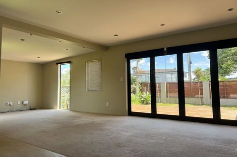 Photo of property in 35 Toroa Street, Torbay, Auckland, 0630