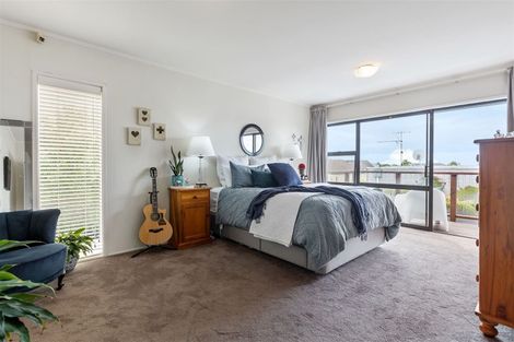 Photo of property in 14 Indus Place, Half Moon Bay, Auckland, 2012
