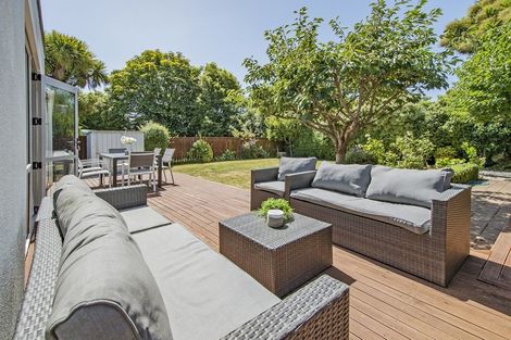 Photo of property in 90 Westholme Street, Strowan, Christchurch, 8052