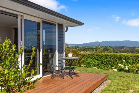 Photo of property in 9 Goldstone Place, Omokoroa, 3114