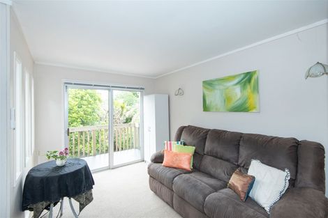 Photo of property in 2 Park Hill Road, Birkenhead, Auckland, 0626