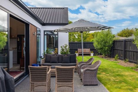 Photo of property in 28 Mcfaddens Road, St Albans, Christchurch, 8052