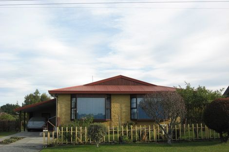 Photo of property in 155 Beach Street, Waikouaiti, 9510