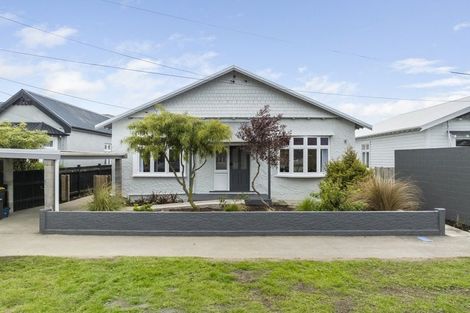 Photo of property in 19 West Avenue, Saint Clair, Dunedin, 9012