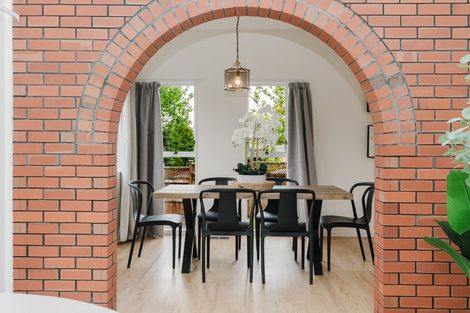 Photo of property in 2 Dorothy Place, Hillcrest, Hamilton, 3216