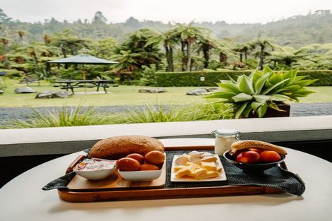 Photo of property in 251 Old Coach Road, Kaimarama, Whitianga, 3591